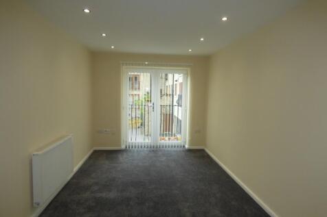 Birbeck Street, OL5 photo 4