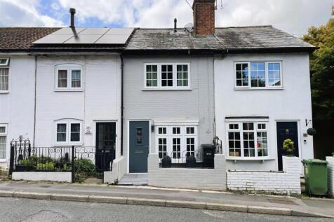 26 Chalk Hill front.JPG