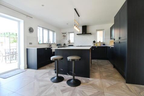 Open Plan Kitchen Dining Room