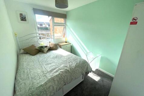 Eskdale Drive, Beeston, Nottingham, NG9 photo 5
