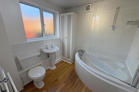 Cleveland Avenue, North Shields photo 5