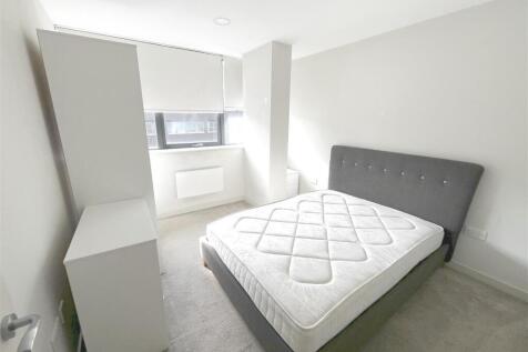 Bedroom.JPG