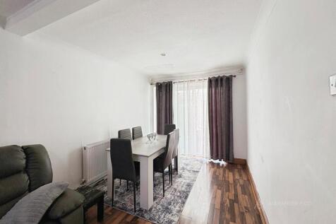 Fareham Way, Houghton Regis, Dunstable, LU5 photo 5