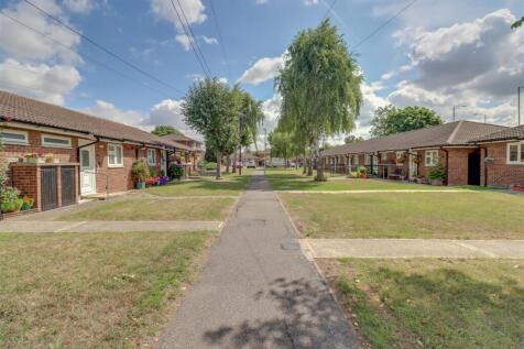 29 PINE CLOSE-13.jpg