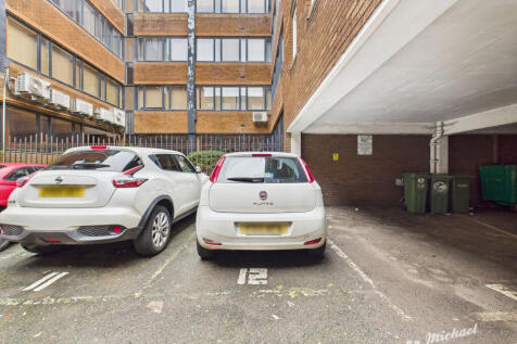 d2b164b7977d4a7794d2a283bd054f0f_80_CAM03852G0-PR0