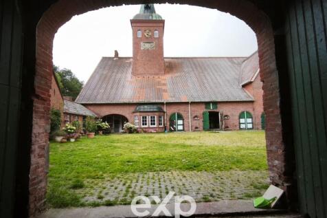 Blick aus dem Stall auf dem Turm