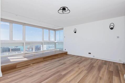 Chartwell Court_7.jpg