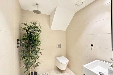 Guest WC/Shower Room