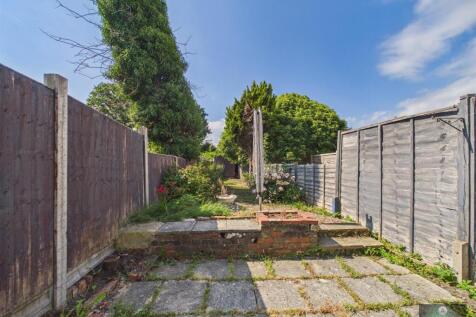 CAM02067G0-PR0358-STILL013.jpg