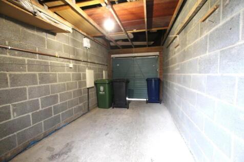 Garage.JPG