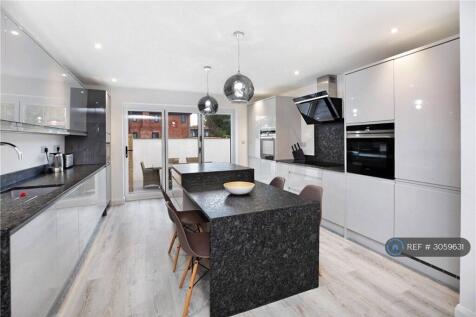 Rosebarn Avenue, Exeter, EX4 photo 5