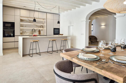 Open plan kitchen