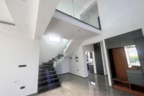 Stunning Untouched Modern Key Ready 4 Bedroom Villa in Ozankoy Image 9999 15