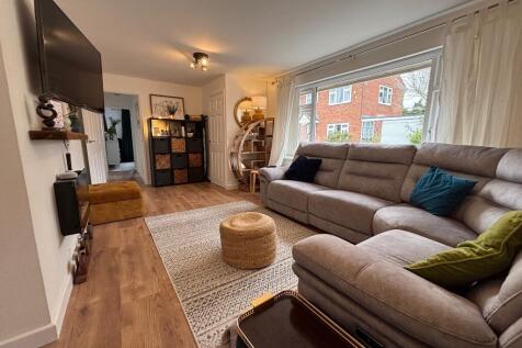 Beacon Close, SP4 photo 3