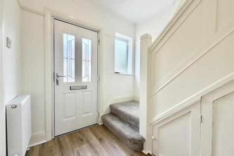 Western Avenue, Bromborough photo 4