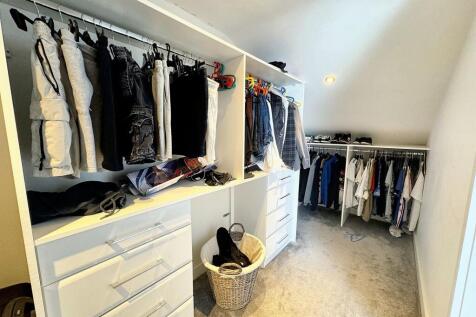 Bedroom Five Walk-in Wardrobe