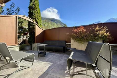 Terrace mountains view Bozel