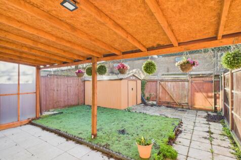 CAM01909G0-PR0440-STILL006