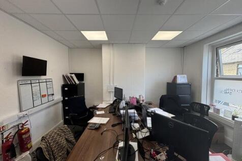 Office to rent Image 4