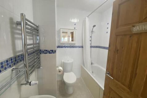 32 Cleveland Road, TORQUAY, Devon TQ2 5BE photo 5