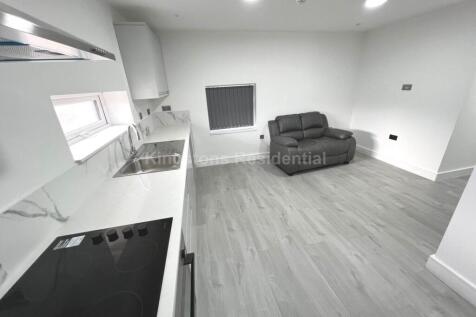 2 Bedroom Flat at Colum Road, Cathays, Cardiff, CF10 3EE photo 4