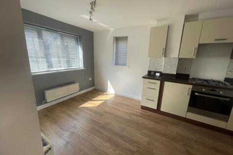 Cowburn Lane, Nuneaton, CV10 photo 3