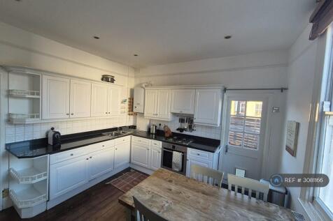 Chiswick, London, W4 photo 5