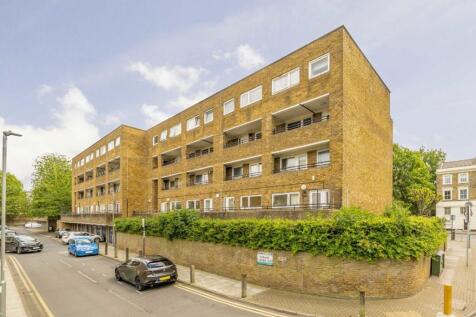 London, SW18 - property photo