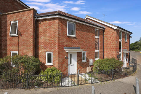 Sittingbourne, ME10 - property photo