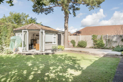 1350083-4-68c009c...