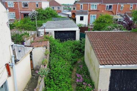 19 - Pair of Houses for Auction, Bishopsworth.JPG