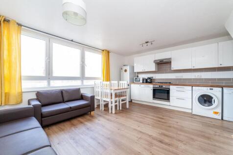 Living room / Kitchen
