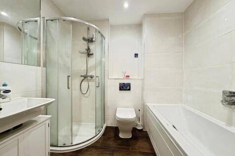 Soames Place, Wokingham, RG40 photo 4
