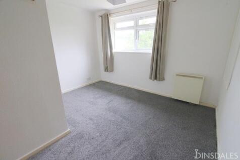 Glenbrook Drive, Bradford photo 5
