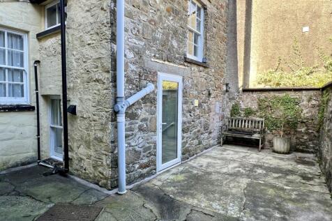 37 Castle Street, Kirkcudbright - Williamson and H
