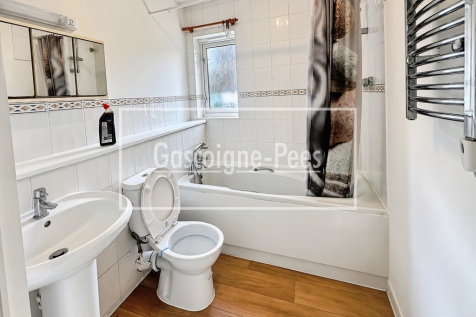 John Austin Close, Kingston Upon Thames, KT2 photo 4