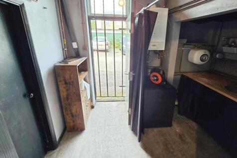 Rear Access / Back Room