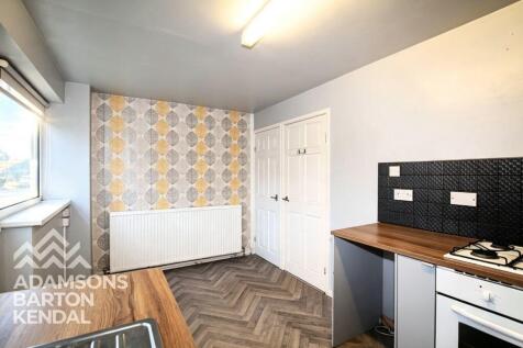 52 Whitefield Avenue, Norden OL11 5YG photo 5