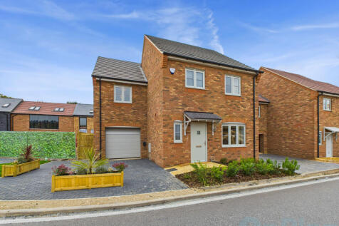 7 chancel close front shot