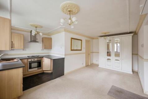 Kitchen/Living/Bed