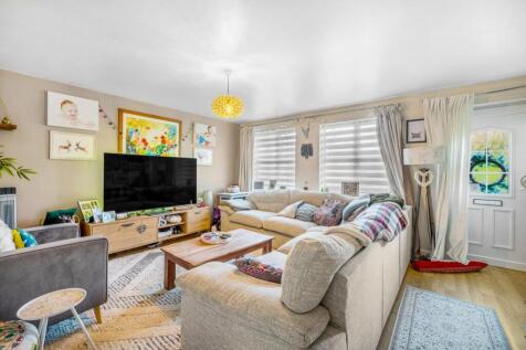 10 Aaron Way (Kirton)-10