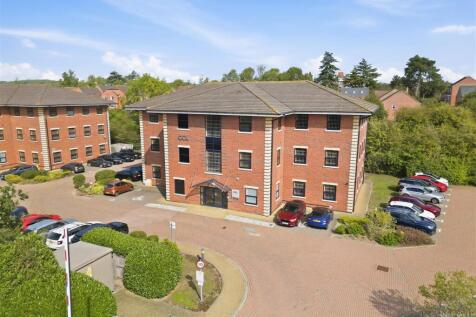 34 Cygnet Court 2648-6.jpg