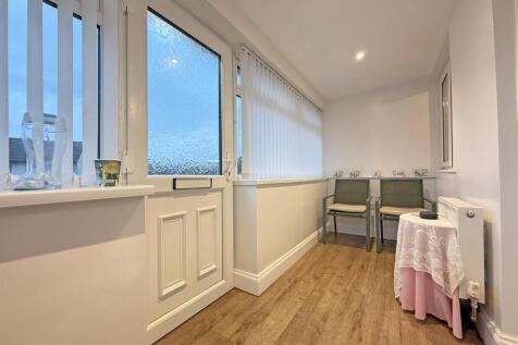 Goodwin Avenue 15 - Porch.jpg