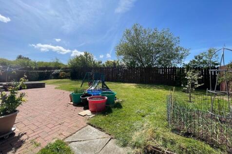 IMG-20250506-WA00...