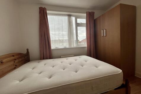 Filton Avenue, BS34 photo 4