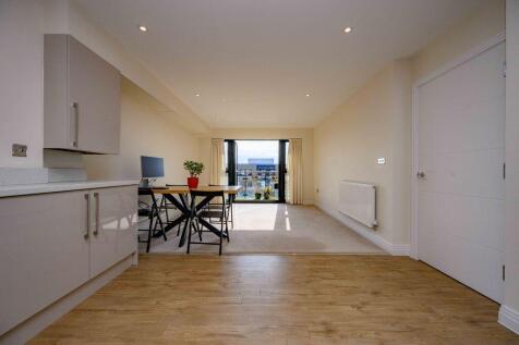 Living Room/Kitchen