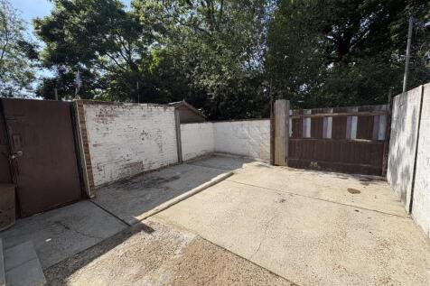 linley garden.jpeg