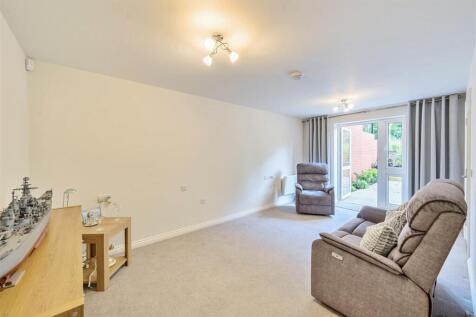 St Nicolas Lodge, Kings Norton, Birmingham photo 3