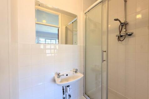En Suite Shower Room