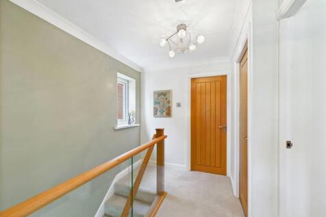 Lrg_CAM05488G0-PR0020-STILL020-thumbnail-h750-70.j